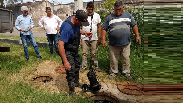 Con el objetivo de optimizar el servicio, Sameep instal&oacute; nueva bomba en pozo cloacal de S&aacute;enz Pe&ntilde;a  