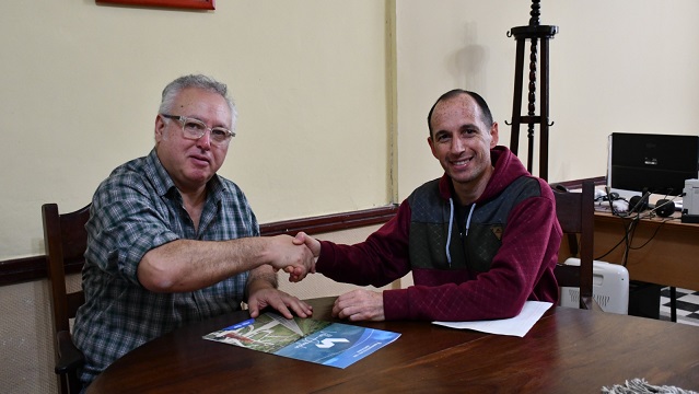 El Municipio de Villa Angela reconoció a Luigi Vicentín por su trayectoria audiovisual