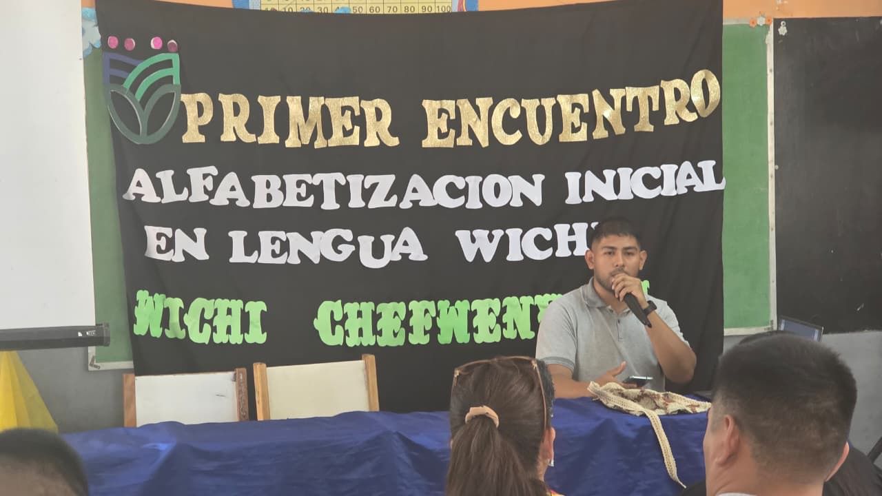 EDUCACIÓN INTERCULTURAL: MÁS DE 130 DOCENTES SE CAPACITARON EN ALFABETIZACIÓN EN LENGUA WICHÍ
