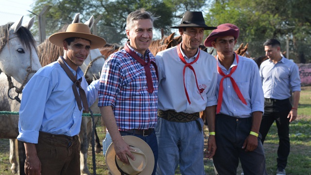 La Verde: Zdero acompaño el primer Festival del Peón Rural 