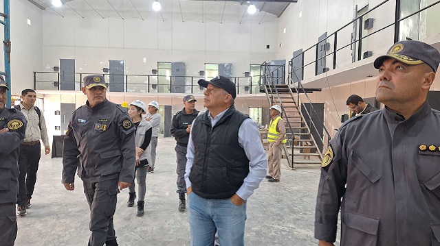 Plan Provincial de Seguridad: Matkovich supervisó el avance de las Obras en el Servicio Penitenciario N° II de Sáenz Peña