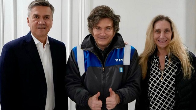 Bs. As: El Gobernador Zdero se reunió con el presidente Milei 