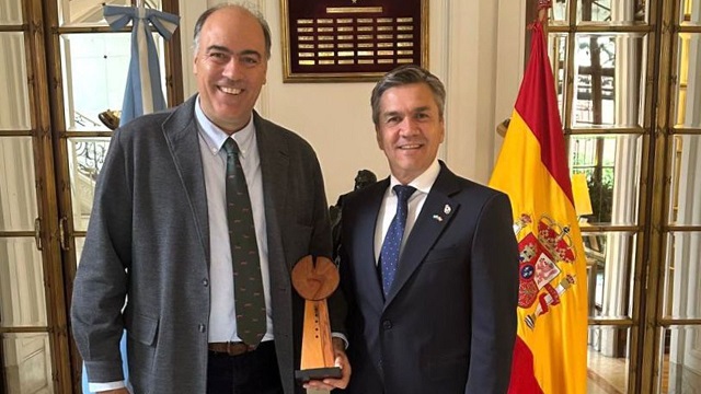Zdero fue recibido en la Embajada Argentina en España y fortaleció vínculos para el desarrollo del Chaco
