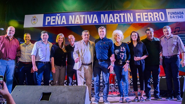 El Gobernador acompaño el 79° Aniversario de la Peña Nativa Martin Fierro  