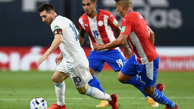 Eliminatorias: En un partido cargado de polémicas, Argentina igualó 1-1 ante Paraguay