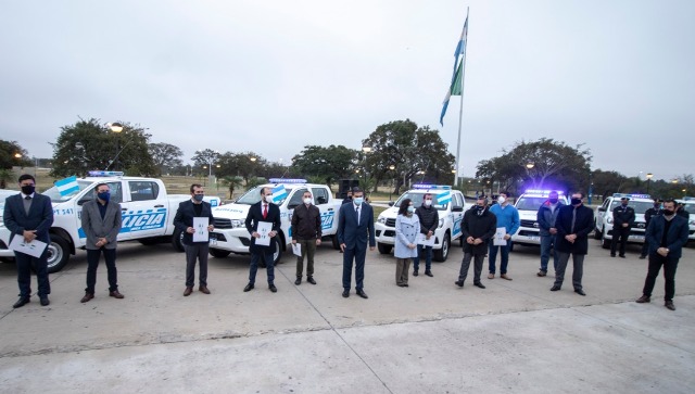 Capitanich entregó 45 nuevos vehículos Policiales para diferentes Localidades: “Son indispensables para que puedan cumplir su rol fundamental de prevención”