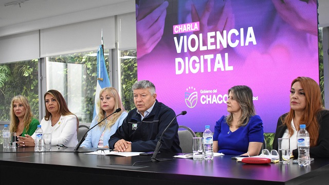CHARLA GRATUITA SOBRE VIOLENCIA DIGITAL: EL GOBIERNO REFUERZA LA LUCHA CONTRA LOS ACOSADORES EN REDES Y VIDEOJUEGOS