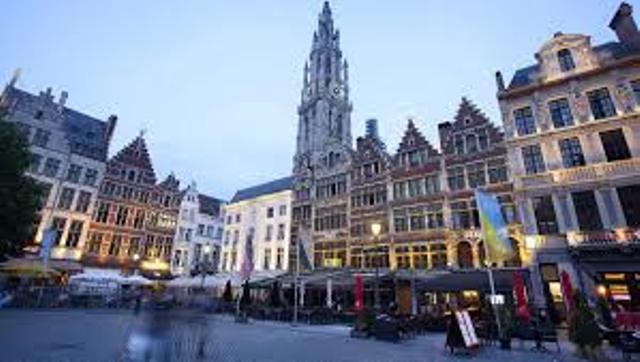 Bélgica anuncia una reforma que permitirá trabajar cuatro días a la semana, pero sin reducir horas