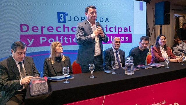 Este viernes: Se inauguró la 3ª Jornada de Derecho Municipal y Políticas Públicas en Sáenz Peña