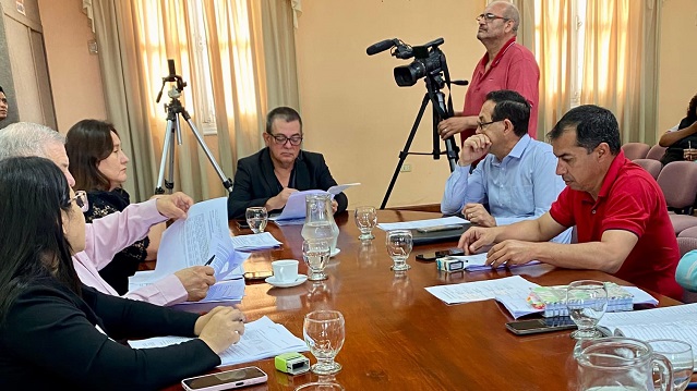 Buyatti cuestionó veto del Ejecutivo y destacó avances en la última sesión del Concejo