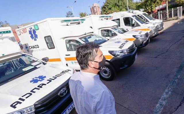 Capitanich entregó nuevas ambulancias para el impenetrable y el gran Resistencia 