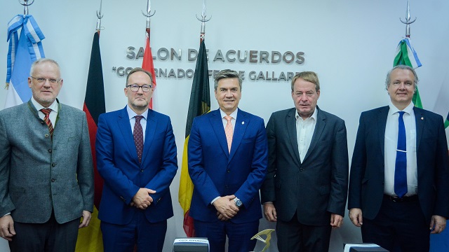 El Gobernador Leandro Zdero recibió a los Embajadores de Austria, Hungría , Bélgica y Alemania 