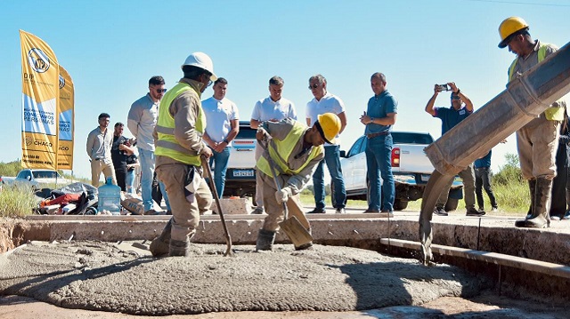 El Gobernador Zdero supervis&oacute;  las obras de bacheo y mantenimiento en la Ruta Provincial N&deg;1 