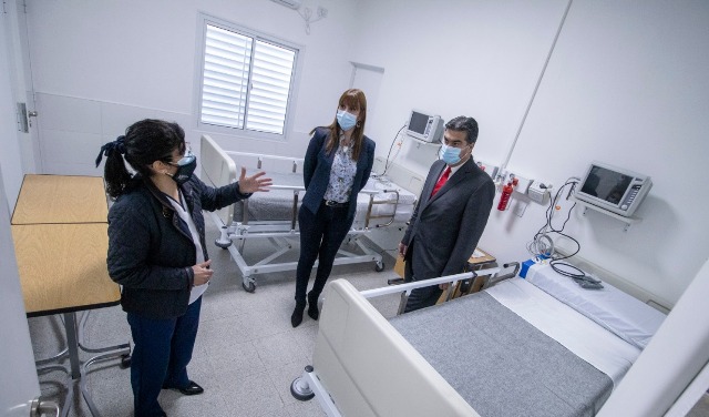 Barranqueras: El Gobierno inauguró refacciones en el Hospital Eva Perón para la descentralización de la Salud  