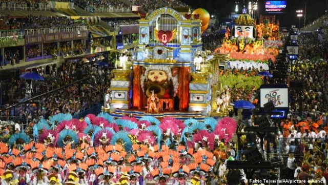 Rio de Janeiro y Sao Paulo aplazan carnavales para abril ante nueva ola de Covid-19