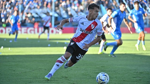River le ganó a Estudiantes de Río Cuarto por 2-0 y trepó a la punta de la zona B del Torneo Apertura 2026