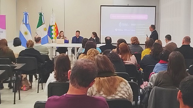Educaci&oacute;n realiz&oacute; el tercer encuentro formativo de la Red de Escuelas Secundarias Innovadoras 