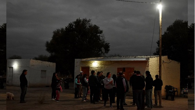 Lleg&oacute; la luz al Paraje El Puca: Un sue&ntilde;o esperado durante mas de diez a&ntilde;os se hizo realidad 
