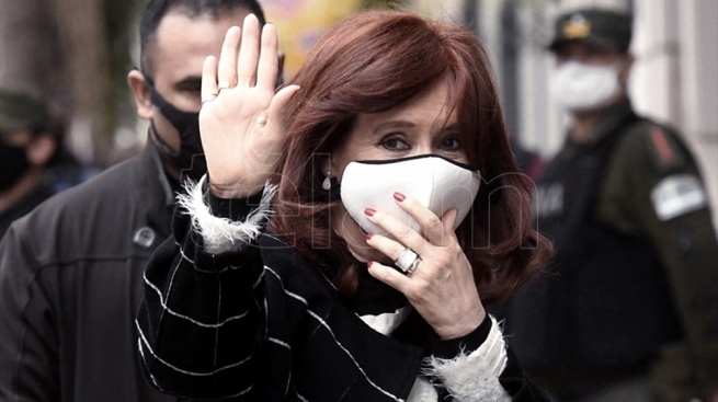 Cristina Kirchner y sus hijos fueron sobreseídos antes del juicio en la causa Hotesur-Los Sauces