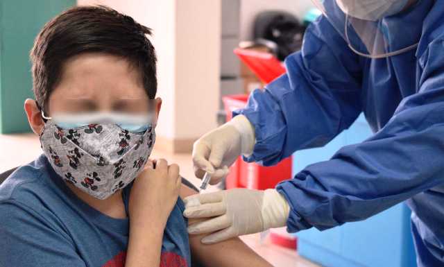 El Consejo federal de Salud definirá mañana la vacunación para menores contra el coronavirus