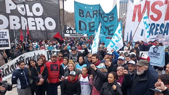A pesar del bono de $11.000, la Unidad Piquetera y la UTEP unen fuerzas y marchan a Plaza de Mayo