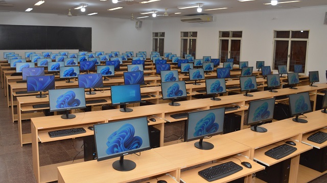 Desde el 1 de diciembre: Comienzan exámenes de escritura del concurso para ingresar a la Justicia