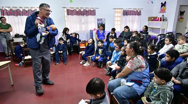 EDUCACI&Oacute;N Y SALUD PROMUEVEN LA LACTANCIA MATERNA CON TALLERES EN ESCUELAS DEL &Aacute;REA METROPOLITANA