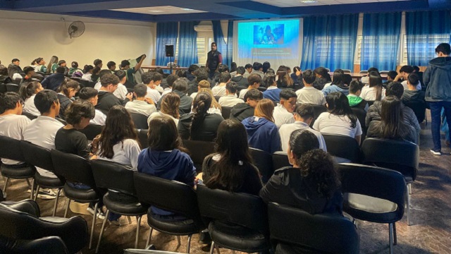Fuerte avance en prevenci&oacute;n: Ampl&iacute;an charlas sobre delitos digitales en Escuelas del Chaco 