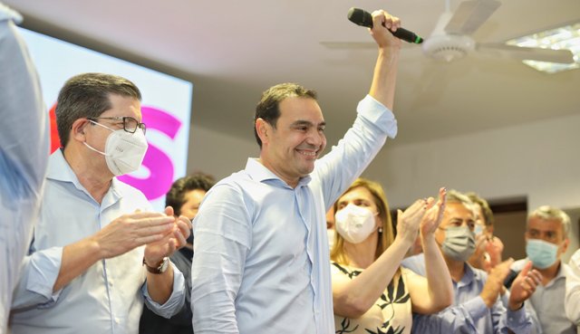 Valdés gana la reelección en Corrientes con más del 75% de los votos