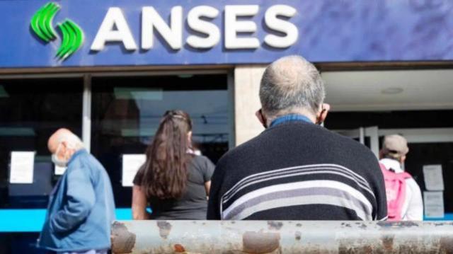 Jubilados: ANSES confirmó el bono de $70.000 en agosto y el haber inicial solo aumentará $5.000
