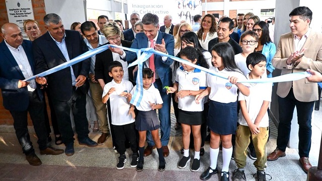 Chaco inicio el Ciclo Lectivo Primario desde la Isla del Cerrito y con nuevo Edificio Escolar