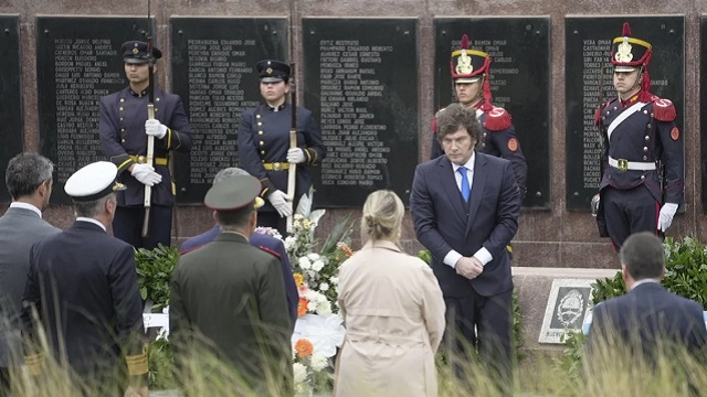 D&iacute;a del Veterano: Milei reafirm&oacute; el pedido de soberan&iacute;a y envi&oacute; un fuerte mensaje contra la explotaci&oacute;n petrolera en Malvinas