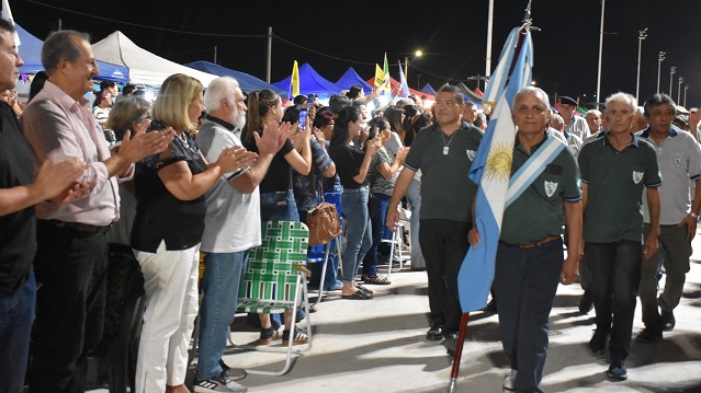 VILLA &Aacute;NGELA REALIZ&Oacute; LA VIGILIA POR MALVINAS EN EL ESPACIO P&Uacute;BLICO DE USOS M&Uacute;LTIPLES  MUNICIPAL