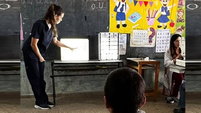 Trabajo Territorial en Resistencia: Otra semana de atención de "Ver para ser libres" q inscripciones en Centros de Familia