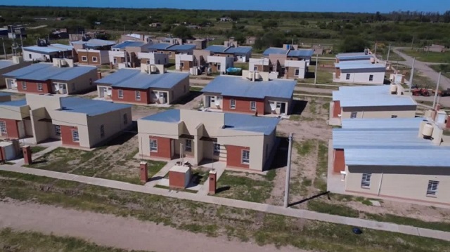 Avanza la construcción de viviendas en Presidencia de La Plaza, próximas a ser sorteadas 