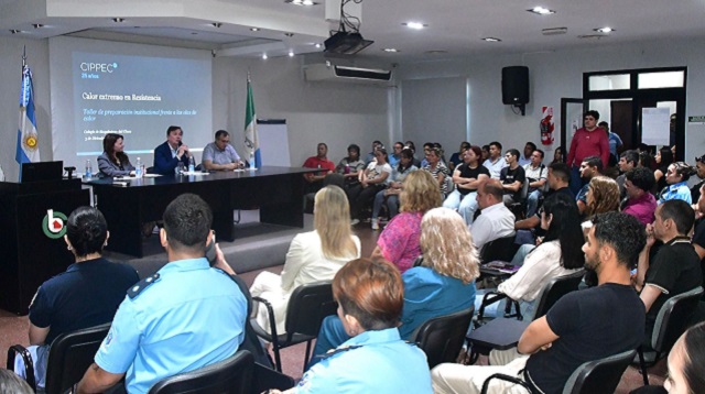 OLAS DE CALOR: CAPACITACIÓN CLAVE PARA PREVENIR EMERGENCIAS ANTE LAS ALTAS TEMPERATURAS  