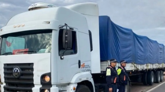 Las Breñas: Secuestran un camión en la ruta 89, tenía pedido de captura desde 2018