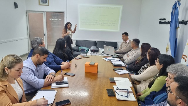 LA DIRECCI&Oacute;N DE EDUCACI&Oacute;N F&Iacute;SICA PRESENT&Oacute; AVANCES Y PROYECTOS ANTE EL CONSEJO DE EDUCACI&Oacute;N