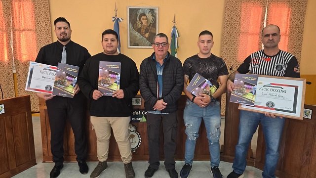 El Concejo Municipal reconoci&oacute; a deportistas de kickboxing por sus destacados logros y graduaciones