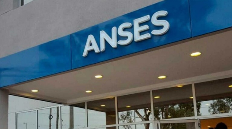 ANSES: jubilados, AUH, desempleo y el resto de las prestaciones del lunes 4 de noviembre