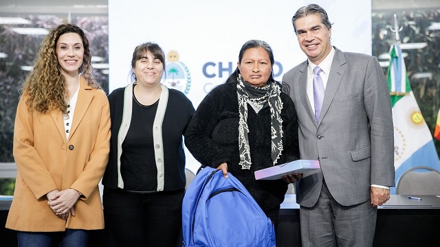 En el Día De La Mujer Indígena Capitanich rindió homenaje a las agentes sanitarias por su labor 