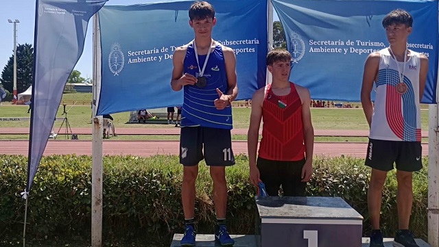 La primera medalla para el Chaco llego del atletismo convencional