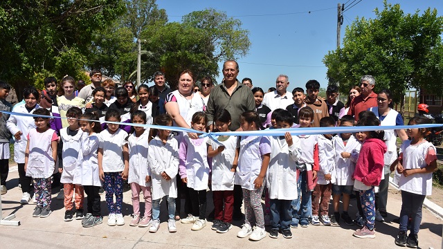 Inauguración de pavimento en Calle Maipú: El Intendente Papp destacó el compromiso de la Gestión en tiempos de crisis  