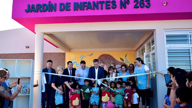 Inicio de Ciclo Lectivo de Nivel Inicial: El Gobernador Zdero inauguró un nuevo Jardín de Infantes en Corzuela