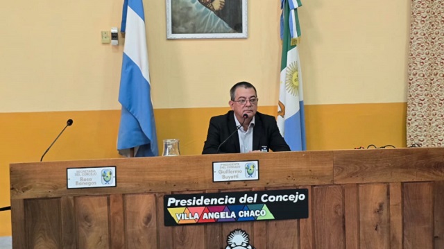 Villa &Aacute;ngela ya tiene bandera propia: el Concejo aprob&oacute; la ordenanza y destac&oacute; el hecho como &ldquo;hist&oacute;rico&rdquo;