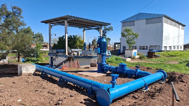 SAMEEP: Las cisternas de S&aacute;enz Pe&ntilde;a ya est&aacute;n cargadas y comenz&oacute; la distribuci&oacute;n de agua hacia las localidades del segundo acueducto 