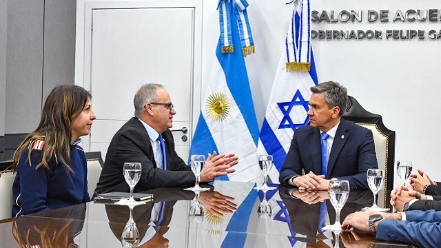 Encuentro Institucional: Zdero recibi&oacute; al Embajador de Israel en Argentina, Eyal Sela