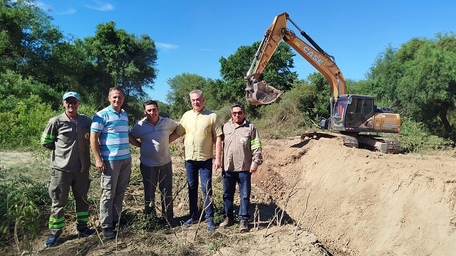 El Gobierno Provincial avanza en la canalización del Río Bermejo, una solución integral para los productores rurales