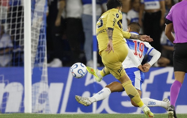 Boca le gan&oacute; a la Universidad Cat&oacute;lica en su estreno en la Copa Libertadores