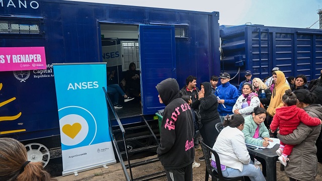 EL TREN 25 DE MAYO SE ENCUENTRA EN GENERAL PINEDO Y BRINDA ATENCI&Oacute;N INTEGRAL HASTA EL 12 DE JUNIO